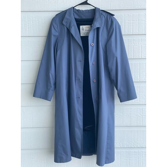 London Fog Jackets & Blazers - VTG London Fog ladies maincoat 14P blue